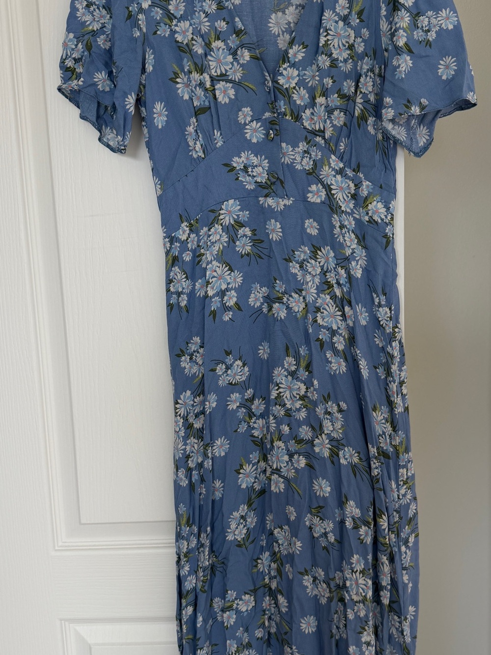 New Look Blue Floral Maxi Dress with White Daisy Print